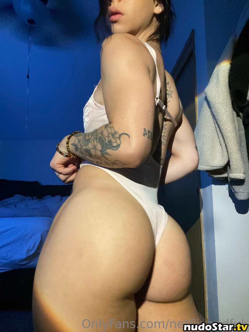 elizabethsnyder / lizzysnyder18 Nude OnlyFans Leaked Photo #40
