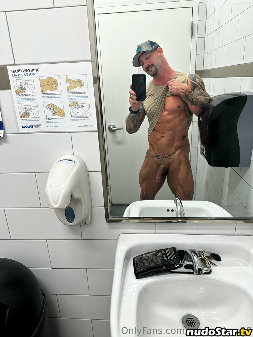 firefighter28220 / loganchase28 Nude OnlyFans Leaked Photo #47