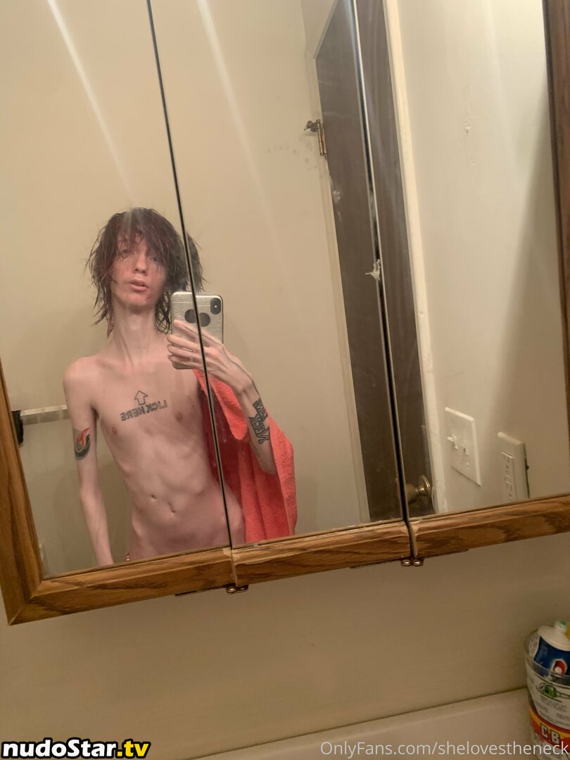 DaddyLongNeck / Long Neck / damnlongneck / shelovestheneck Nude OnlyFans  Photo #34 - Nudostar.TV