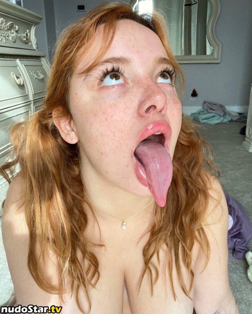 Long Tongue Fetish / _longtonguelewis / diqueentongue / longtonguelewis Nude OnlyFans Leaked Photo #153