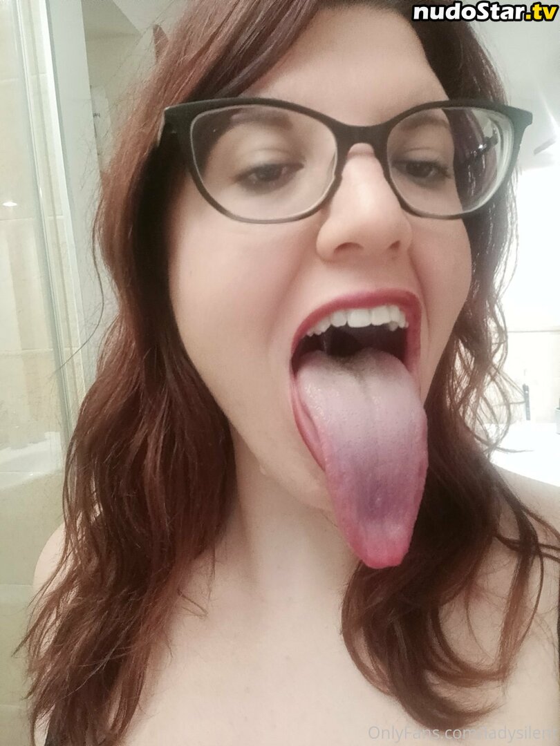 Long Tongue Fetish / _longtonguelewis / diqueentongue / longtonguelewis Nude OnlyFans Leaked Photo #288