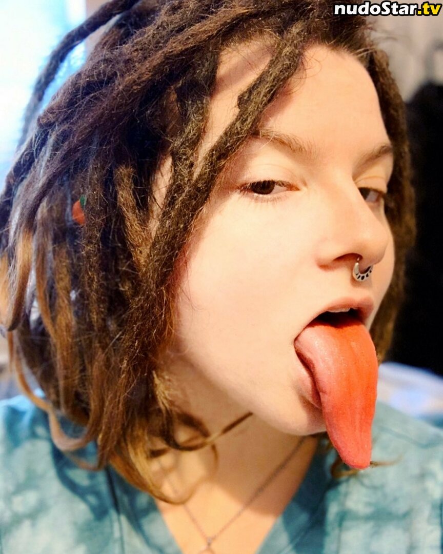 Long Tongue Fetish / _longtonguelewis / diqueentongue / longtonguelewis Nude OnlyFans Leaked Photo #336