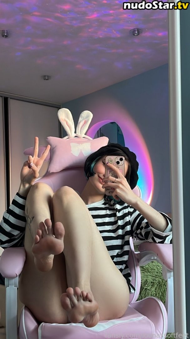 Loonassoftfeet Nude OnlyFans Leaked Photo #51