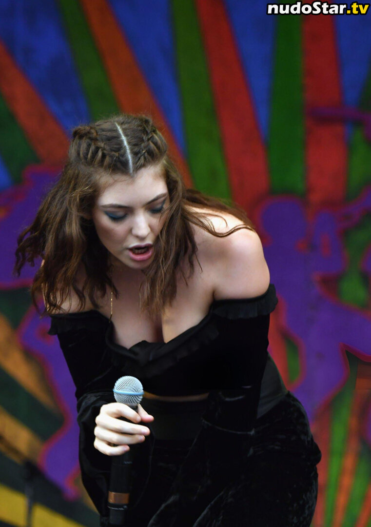 Lorde Nude OnlyFans Leaked Photo #130