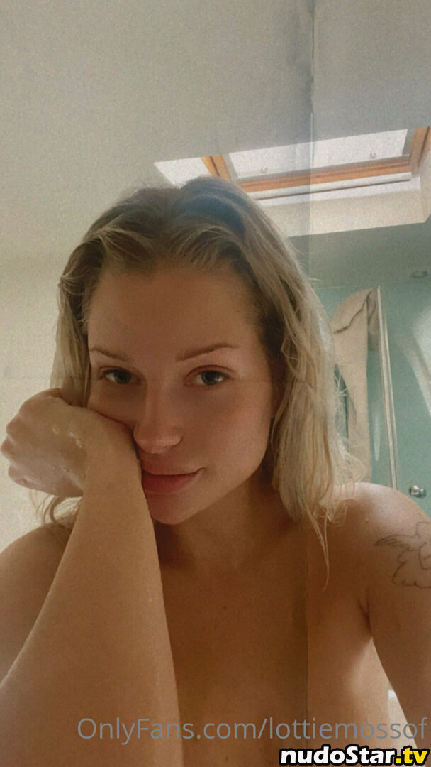 Kate Moss's half-sister / Lottie Moss / lottiemoss / lottiemossof / lottiemossxo Nude OnlyFans Leaked Photo #223