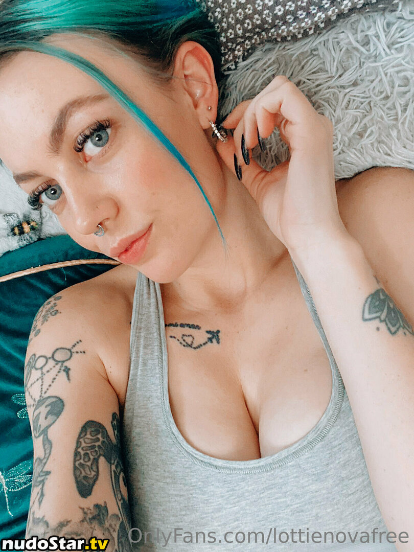 itstacticaltimesomewhere / lottienovafree Nude OnlyFans Leaked Photo #2