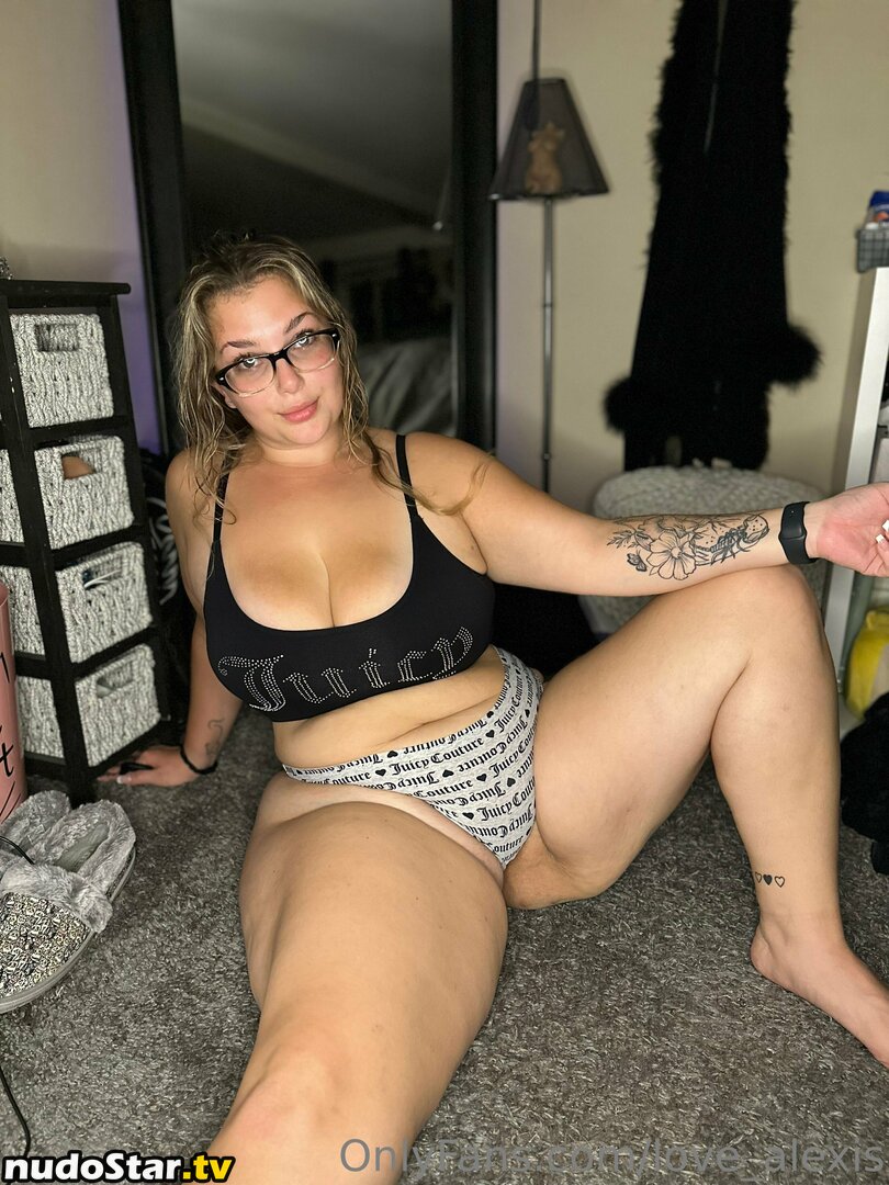 loloabubble / lovealexis Nude OnlyFans Leaked Photo #10