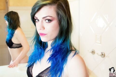 Lovia Suicide