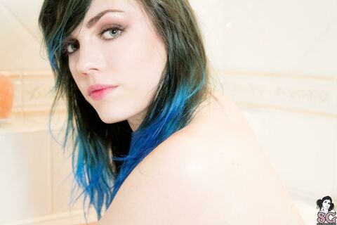 Lovia Suicide