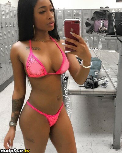 1luckyhu$tla / Luckyhustla / https: Nude OnlyFans Leaked Photo #4