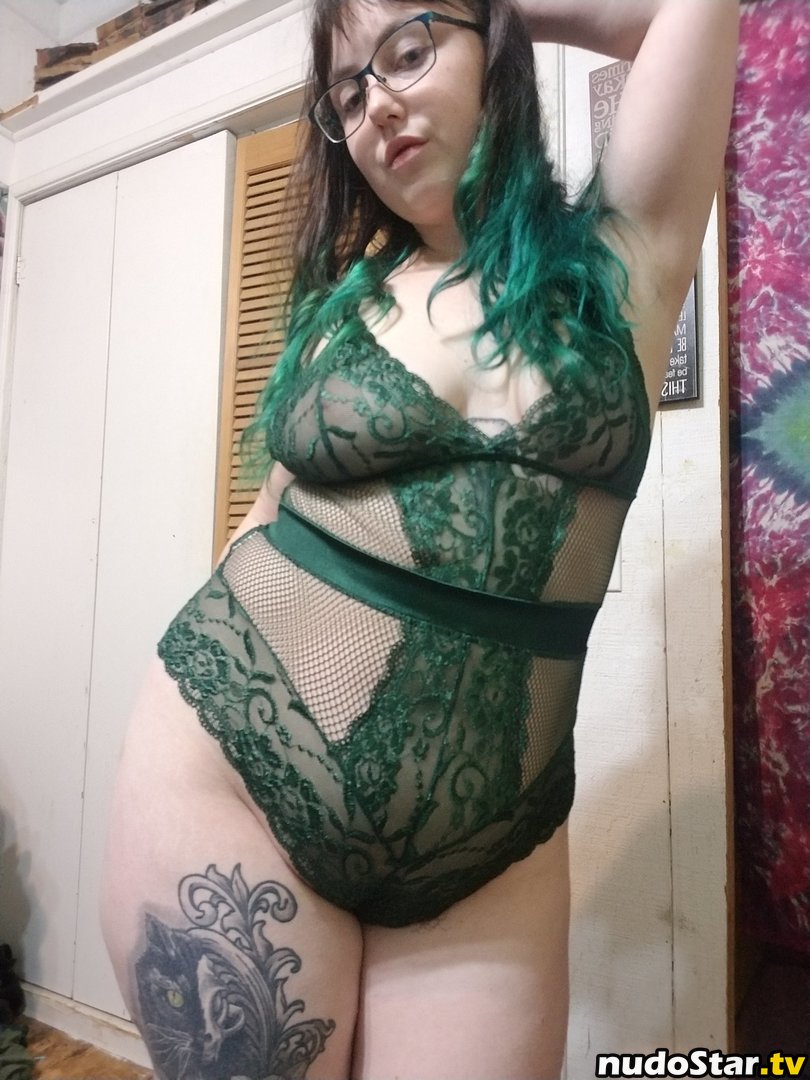 LucyDoll / kittyxkisses / lucy-doll / xxLucyDollxx Nude OnlyFans Leaked Photo #2