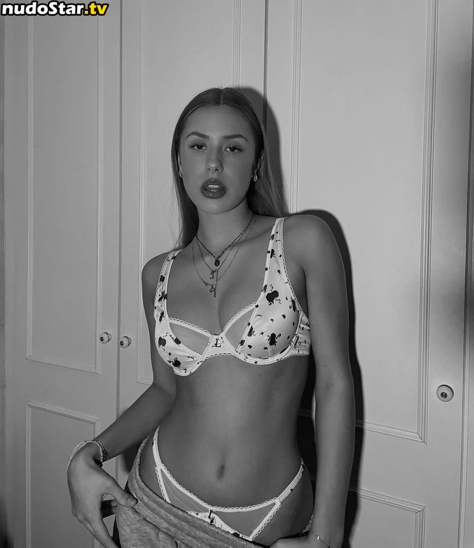 Luise Jenisch / luise.jenisch Nude OnlyFans Leaked Photo #1