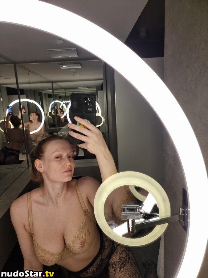 Daphnelu / luizaconlaz / luizaconlaz_model Nude OnlyFans Leaked Photo #26