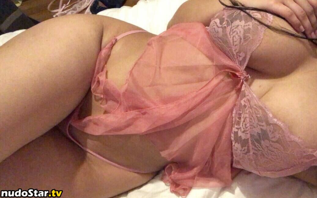 exoticlilwh0re / lulbadprincess / naughtykakesbitch Nude OnlyFans Leaked Photo #4