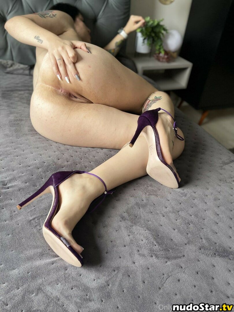 Luna Feet / lunafeet / lunafeet_ Nude OnlyFans Leaked Photo #13
