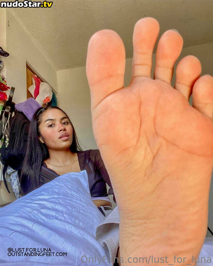 luna.foot.goddess Nude OnlyFans Leaked Photo #4