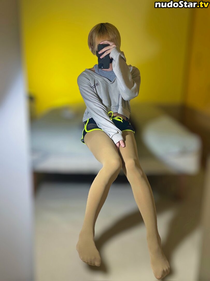 lun_aaa / luna_krkr19 / ʟ ᴜ ɴ ᴀ Nude OnlyFans Leaked Photo #8