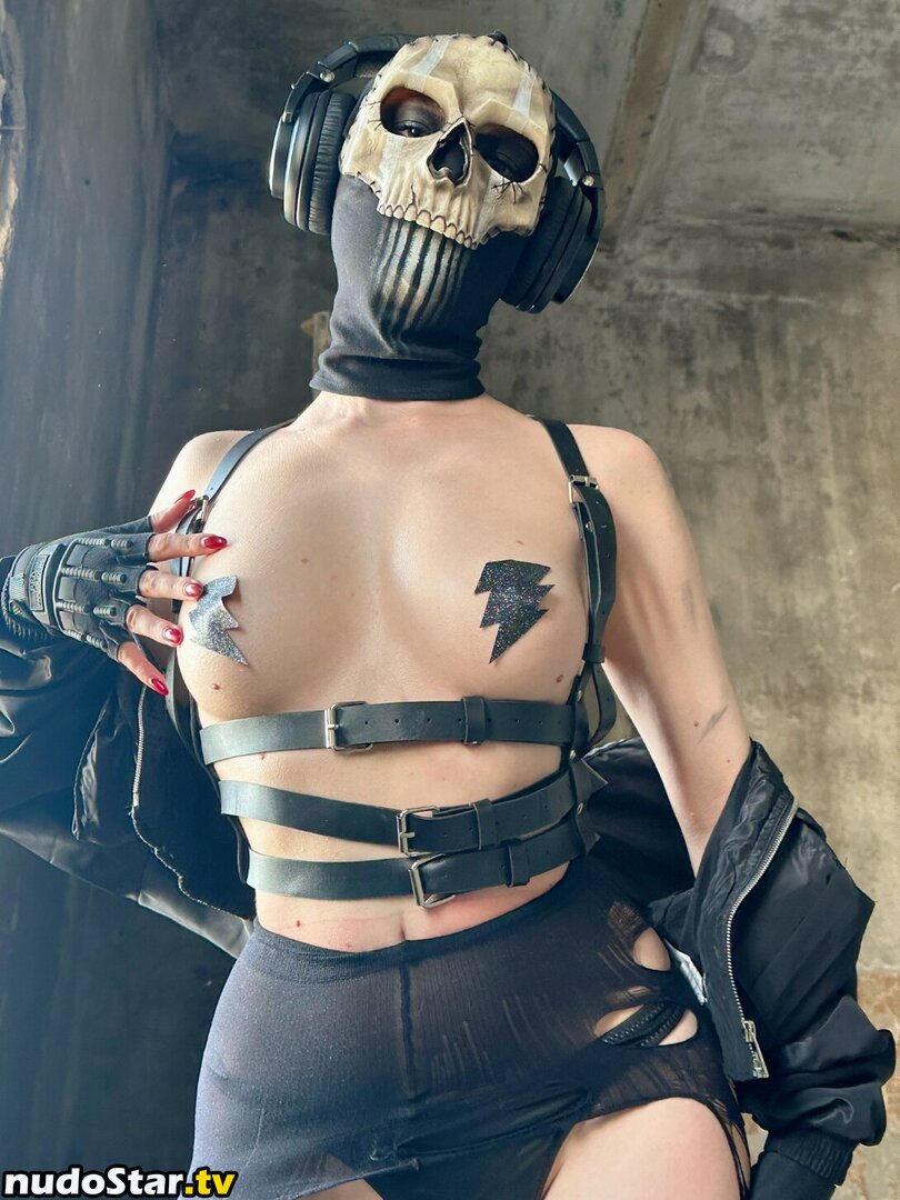 Lunaritie / lunaritiecosplay Nude OnlyFans Leaked Photo #72