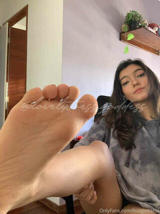 lvlytoesgoddess