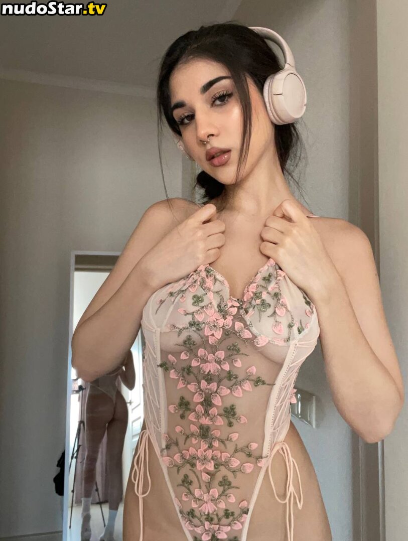 Lydia / owlida / pissqu33n Nude OnlyFans Leaked Photo #61