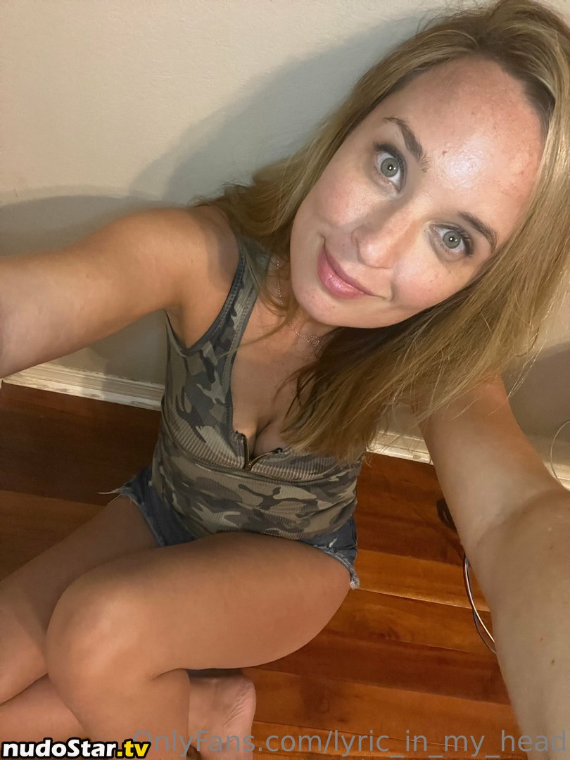lyric_in_my_head Nude OnlyFans Leaked Photo #7