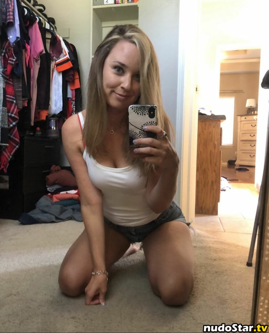lyric_in_my_head Nude OnlyFans Leaked Photo #108