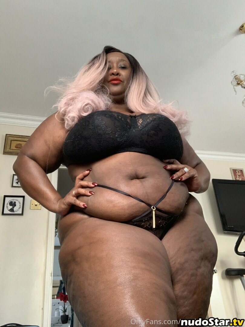 madam___caramel / madame__caramel Nude OnlyFans Leaked Photo #15