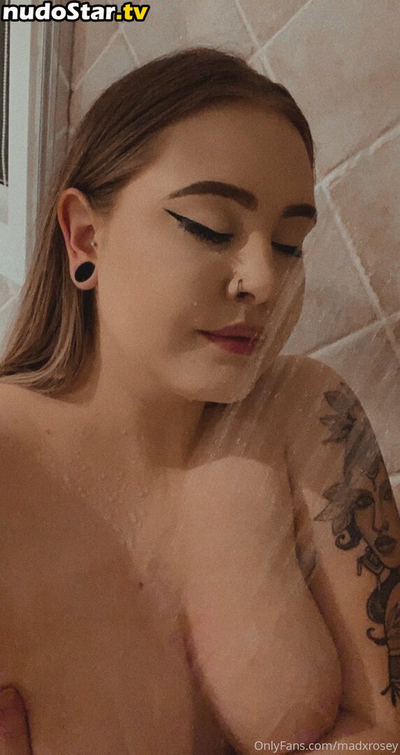 mads.loved / madxrosey Nude OnlyFans Leaked Photo #10