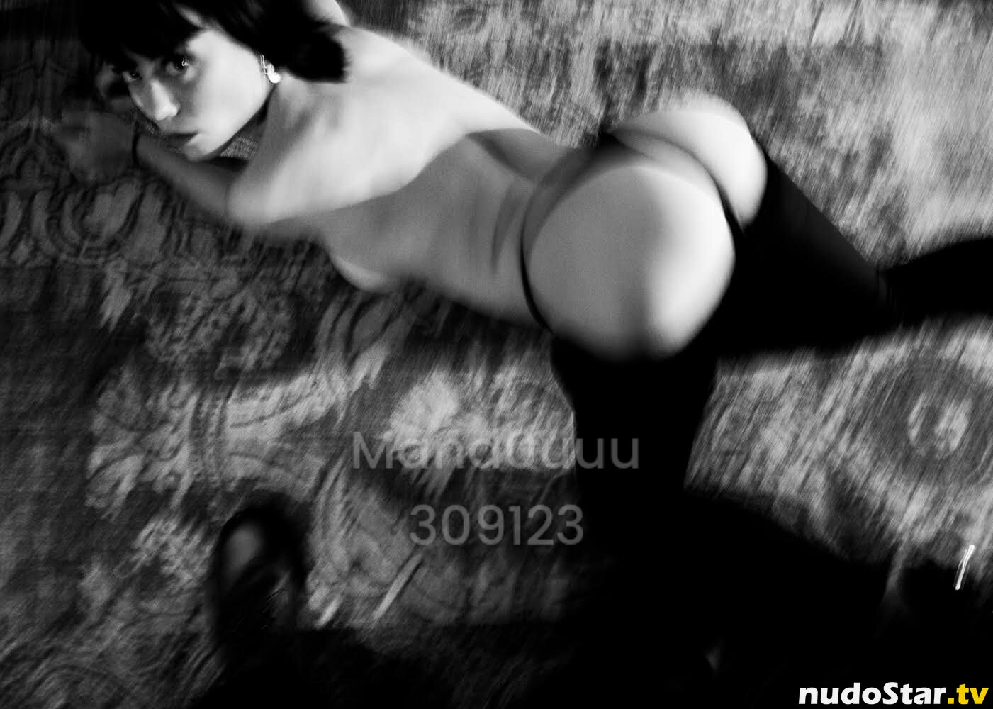 Amandine / Mandouuu / weareundrgrnd Nude OnlyFans Leaked Photo #20