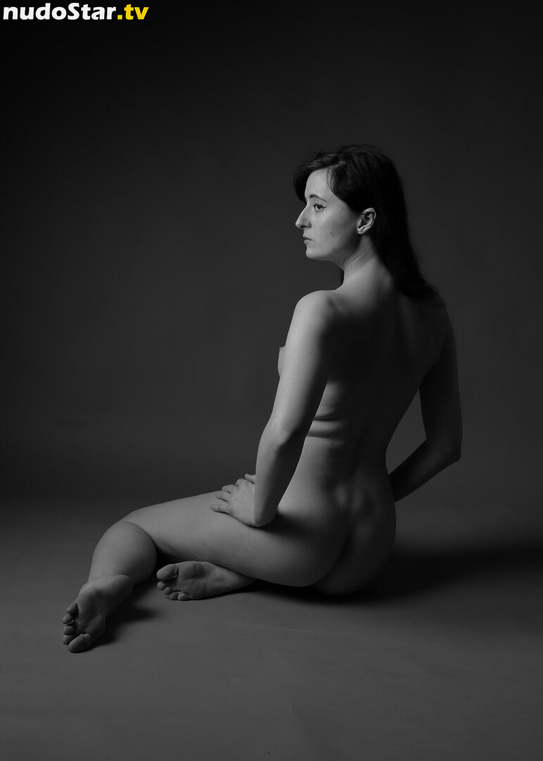 Clara Sinclair / Mangomodel666 / clarasinclairart Nude OnlyFans Leaked Photo #57