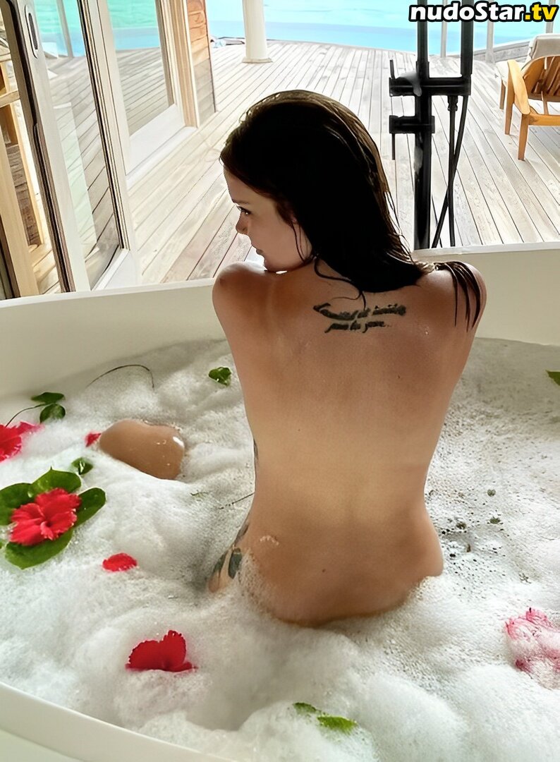 Marcela McGowan / https: / marcelamcgowan Nude OnlyFans Leaked Photo #112