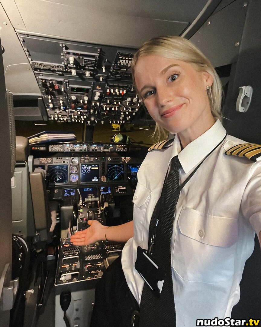 Maria Fagerström / mariathepilot Nude OnlyFans Leaked Photo #26