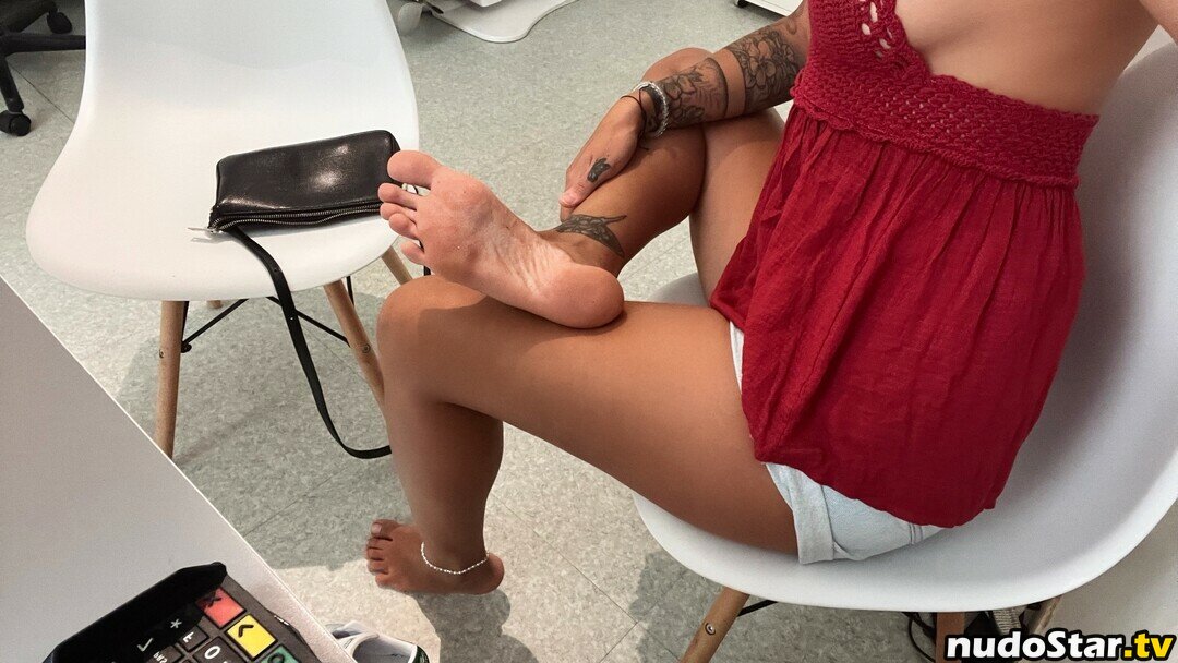 Mariefrenchgirlfeet / mariefanpageloveher / mariefrenchfeetgirl Nude OnlyFans Leaked Photo #49