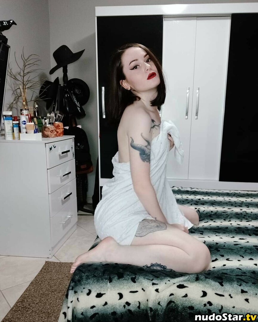 Marina Von Blume / mvm_makeupartist Nude OnlyFans Leaked Photo #23