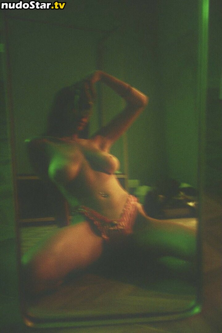 marinarettadellaluna / ninadeguata Nude OnlyFans Leaked Photo #23