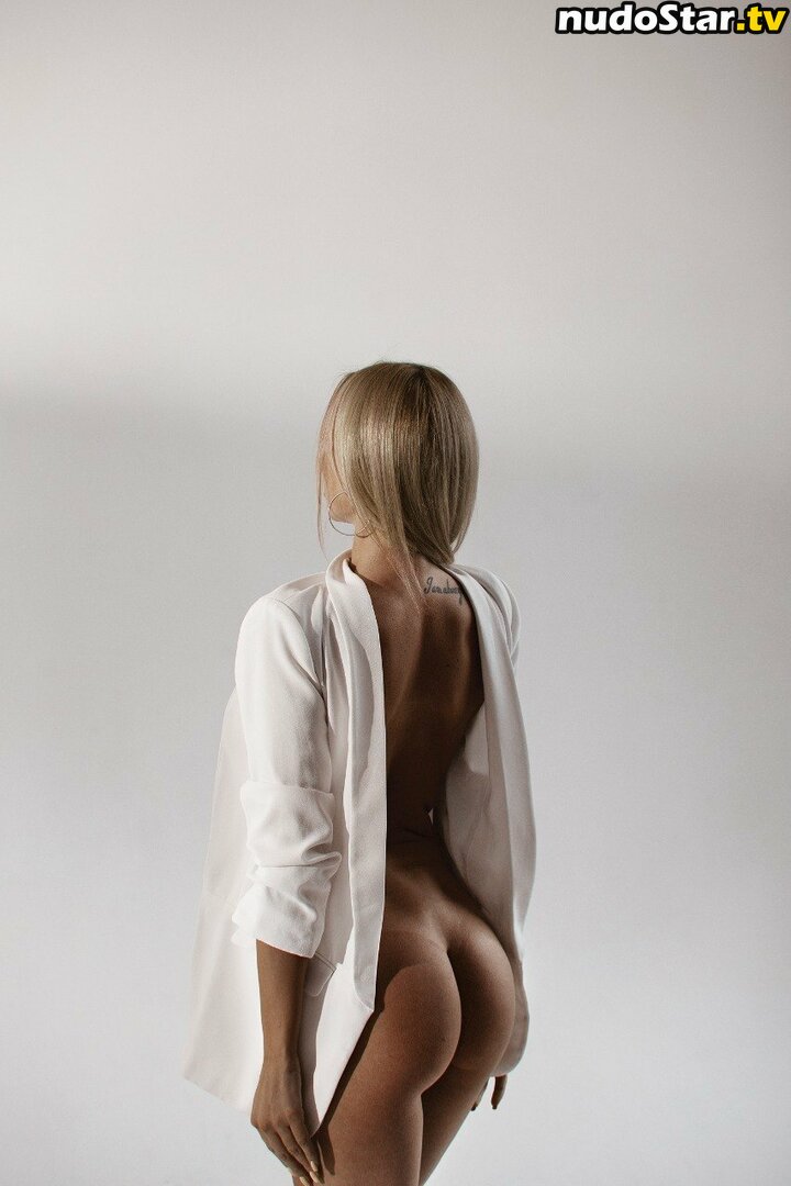 Marta Mayer / MartaBMW / bymartabmw / martamayer Nude OnlyFans Leaked Photo #52