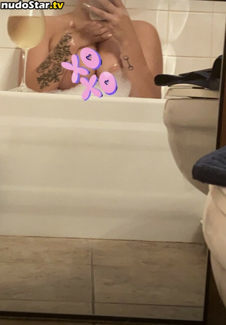 Mckennaxo Nude OnlyFans Leaked Photo #2