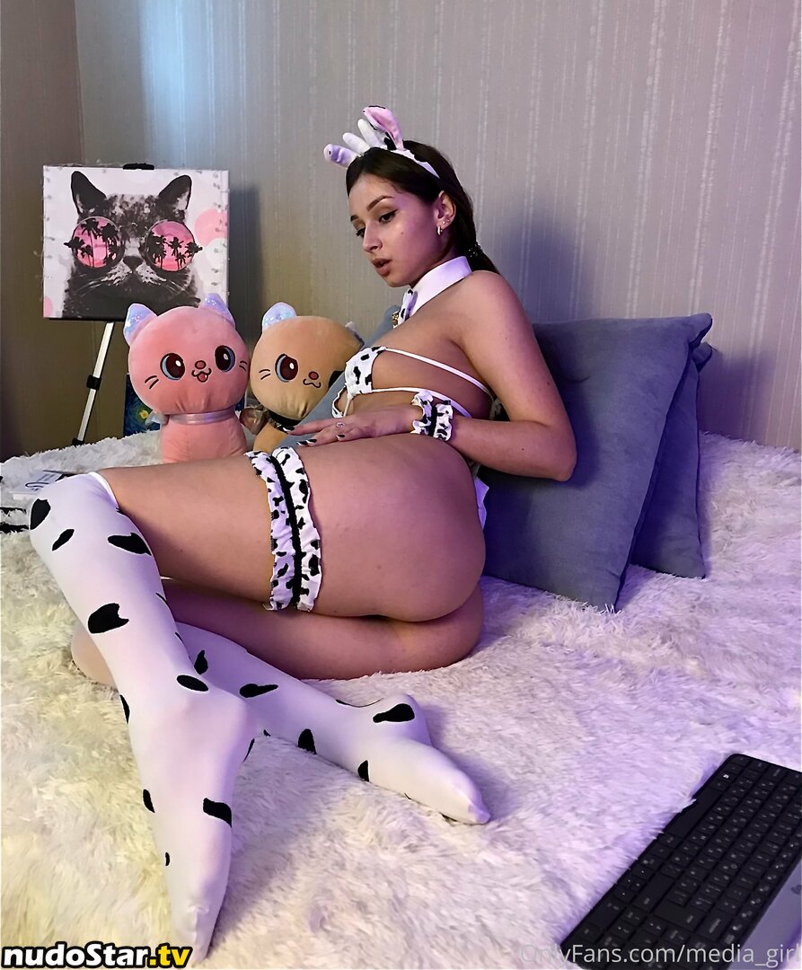 media__girl / media_girl Nude OnlyFans Leaked Photo #14