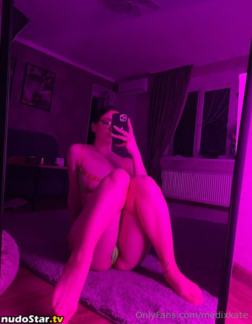 lustful_light / lustful_lightvip / medikatee / medixkate / medixkkate / medixxxkate Nude OnlyFans Leaked Photo #8