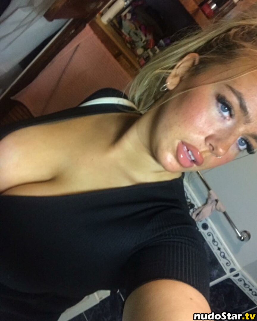 Megan Mcdonnell / meganmcdonnellll / megannreign Nude OnlyFans Leaked Photo #7