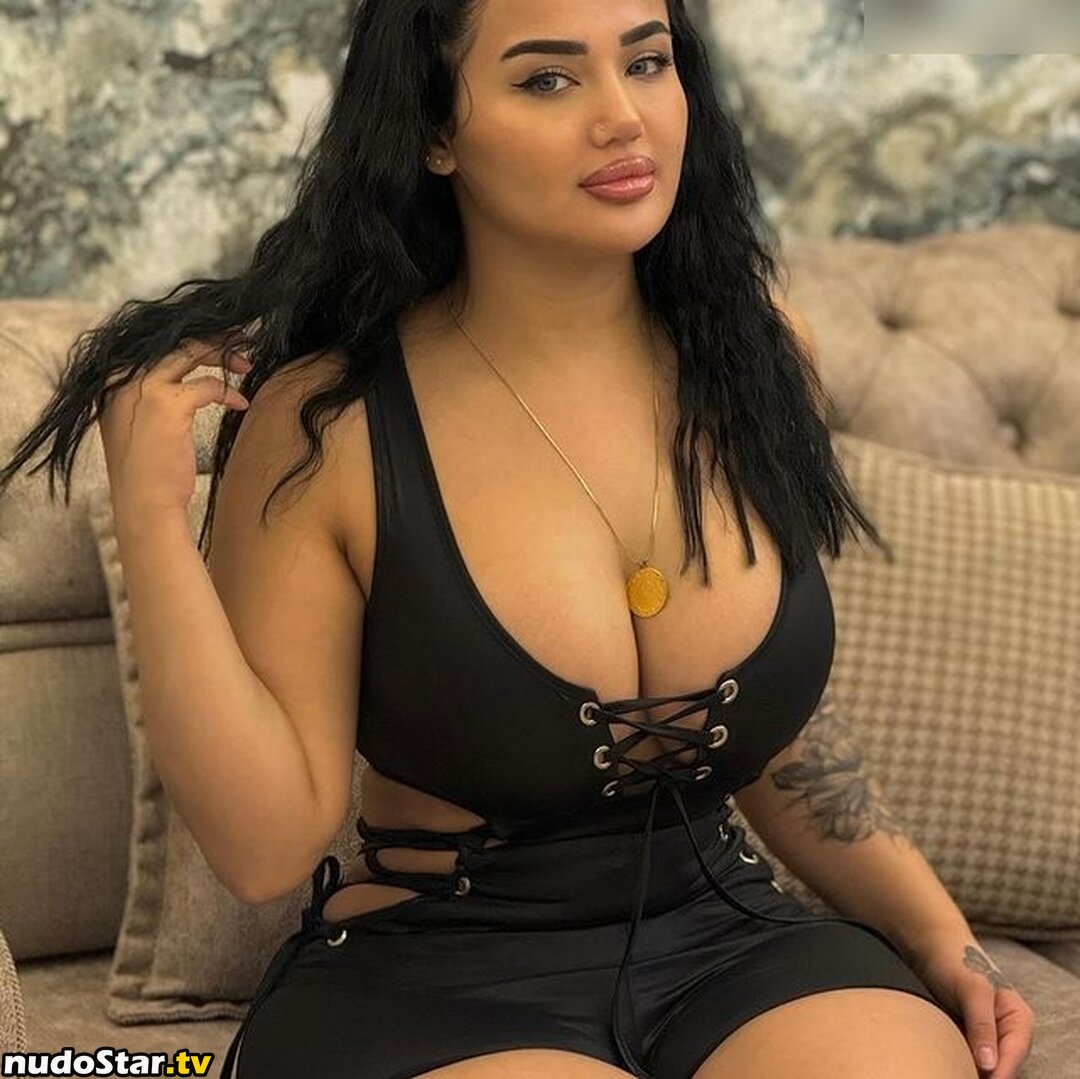 Melek Azad melek azd Nude OnlyFans Photo 14 Nudostar TV 