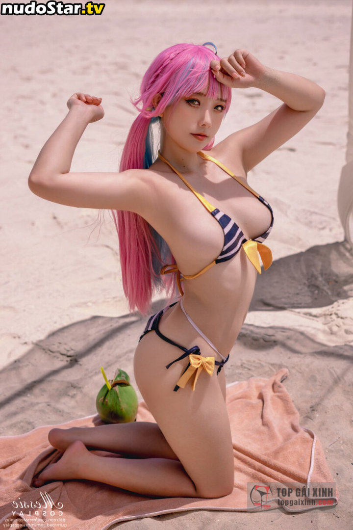 Messie Huang / Messie 黄 Cosplay / messiecosplay Nude OnlyFans Leaked Photo #6