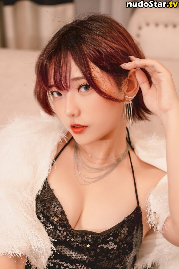 Messie Huang / Messie 黄 Cosplay / messiecosplay Nude OnlyFans Leaked Photo #26