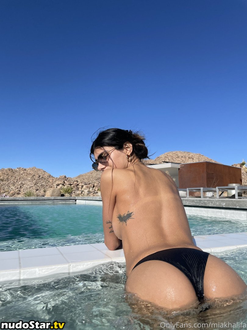 Mia Khalifa / miakhalifa Nude OnlyFans Leaked Photo #3