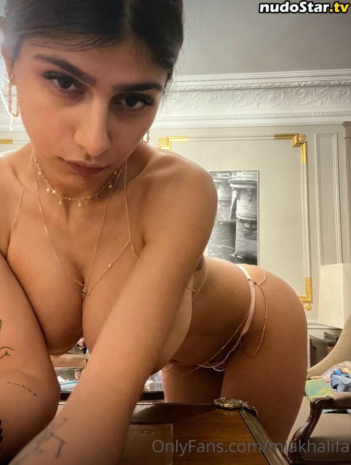 Mia Khalifa / miakhalifa Nude OnlyFans Leaked Photo #403