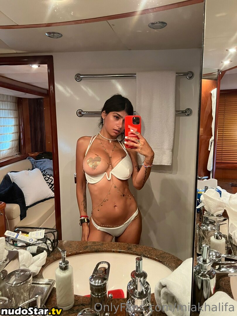 Mia Khalifa / miakhalifa Nude OnlyFans Leaked Photo #1646