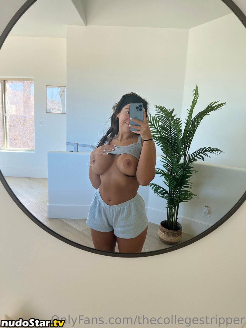 Mia Monroe / leilaroxx / mia_monroex / thecollegestripper Nude OnlyFans Leaked Photo #11