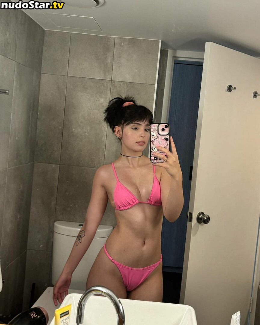 Mia Rodriguez / mia.rodriguez.z.z / miaaarodriguezzz / miarodriguezfeet Nude OnlyFans Leaked Photo #13