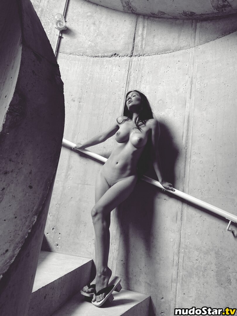 Mia Sollis / miastune Nude OnlyFans Leaked Photo #93