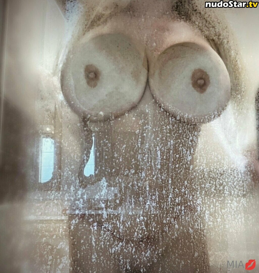 miamartin_1 / miamartin__ Nude OnlyFans Leaked Photo #304